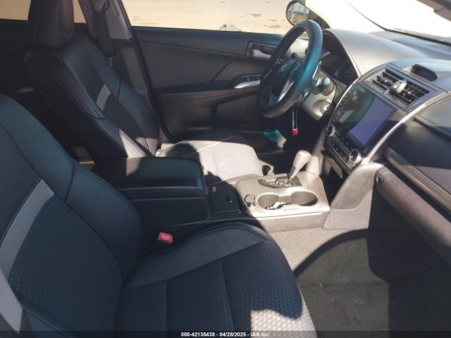 4T1BF1FK3EU860850 Toyota CAMRY SE