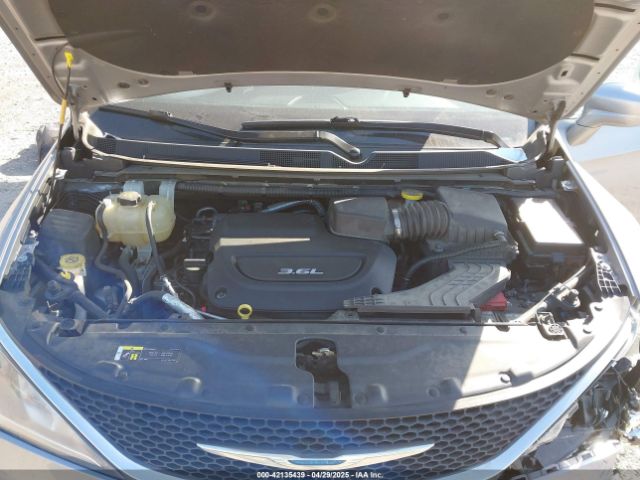 2018 CHRYSLER PACIFICA 2C4RC1BG6JR128698 Photo 9