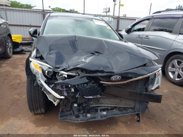5XXGT4L35JG212637 KIA Optima Lx