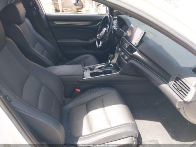 1HGCV1F32LA157650 Honda Accord Sport