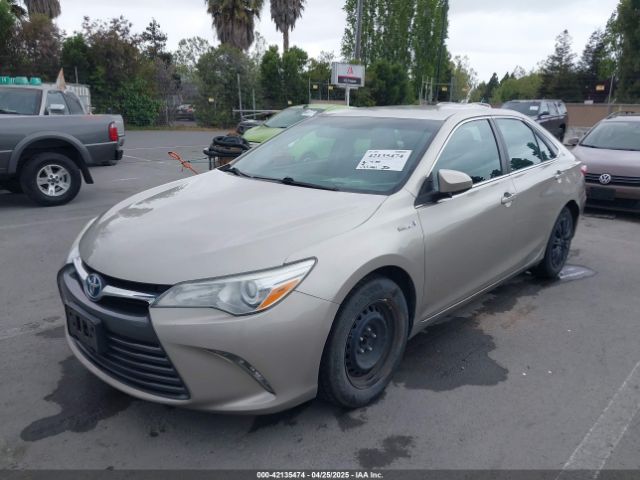 4T1BD1FK4FU165560 Toyota Camry Hybrid Le