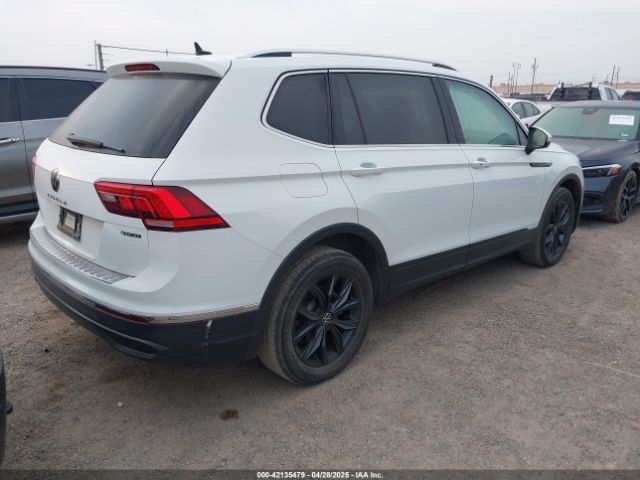 2022 VOLKSWAGEN TIGUAN 3VV2B7AX7NM085058 Photo 3