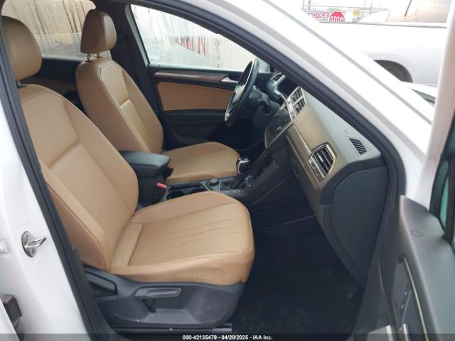 2022 VOLKSWAGEN TIGUAN 3VV2B7AX7NM085058 Photo 4