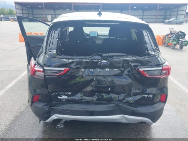 1FMCU9GN9PUB16383 Ford Escape Active
