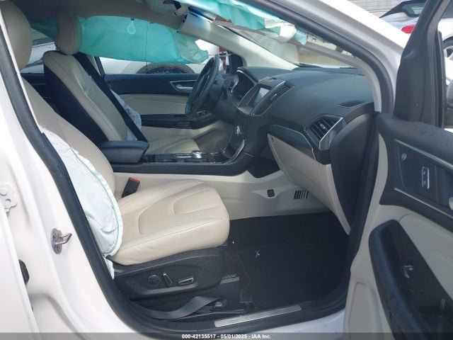 2FMPK3K95KBB94639 Ford Edge Titanium