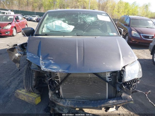 2C4RDGBG2JR191216 Dodge Grand Caravan Se Plus