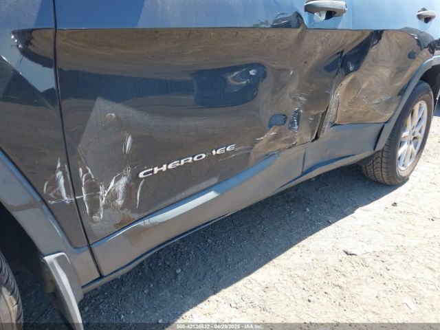 1C4PJMAS6GW338075 Jeep Cherokee Sport