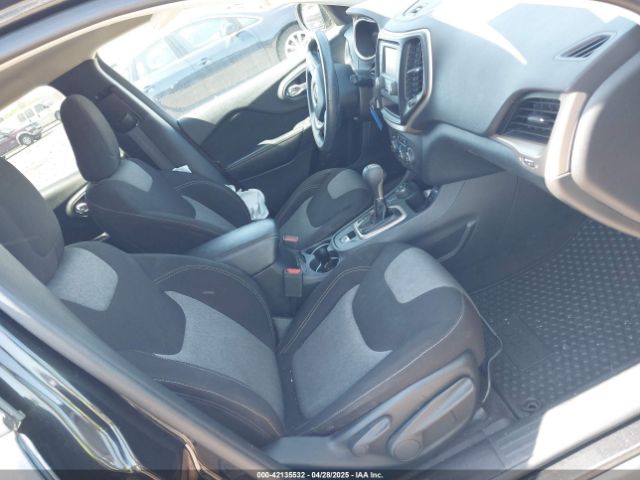 2016 JEEP CHEROKEE 1C4PJMAS6GW338075 Photo 4