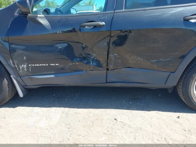 2016 JEEP CHEROKEE 1C4PJMAS6GW338075 Photo 5