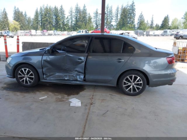 3VWD67AJ6GM347692 Volkswagen Jetta 1.4t Se