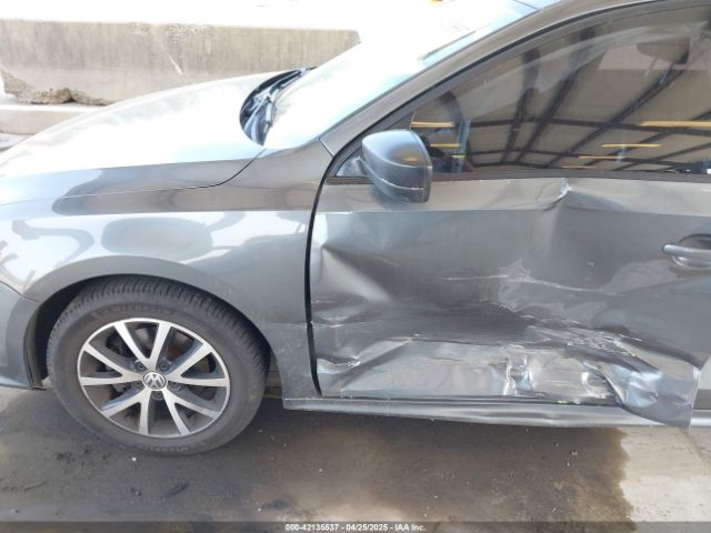 3VWD67AJ6GM347692 Volkswagen Jetta 1.4t Se