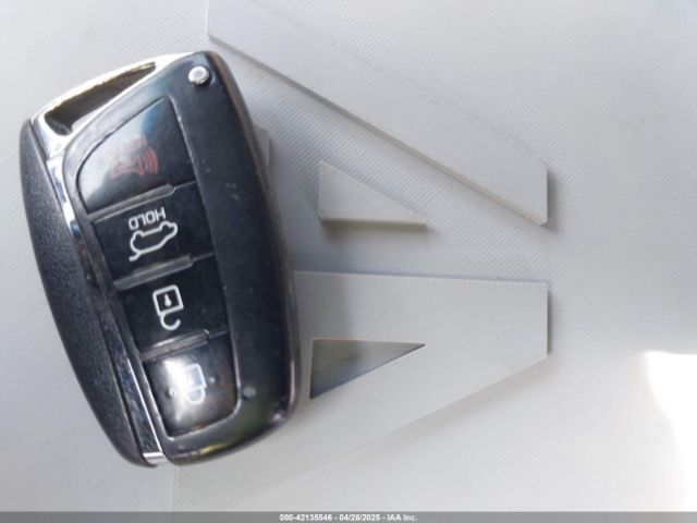5NMZUDLB3JH066186 Hyundai Santa Fe Sport 2.4l