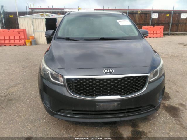KNDMB5C18H6218659 KIA SEDONA LX