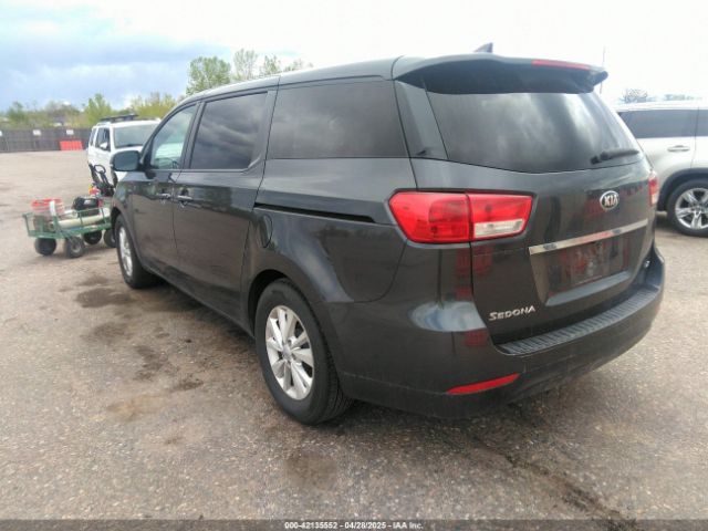 KNDMB5C18H6218659 KIA SEDONA LX