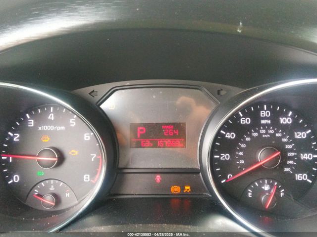 KNDMB5C18H6218659 KIA SEDONA LX