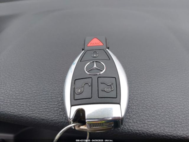 2010 MERCEDES-BENZ E 550 WDDKJ7CB5AF032832 Photo 10