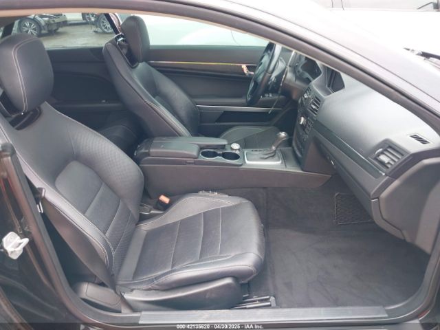 2010 MERCEDES-BENZ E 550 WDDKJ7CB5AF032832 Photo 4