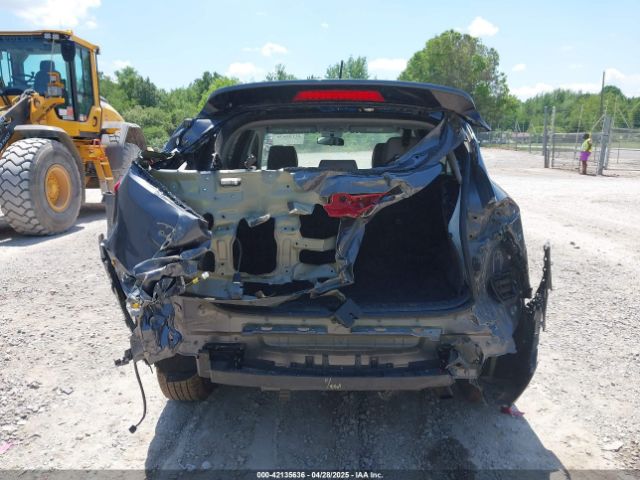 KM8J23A40JU635601 Hyundai TUCSON SE