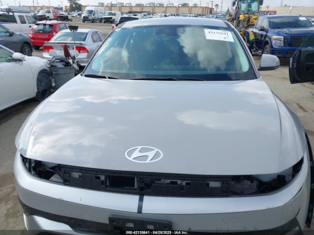 7YAKM4DA8SY002745 Hyundai IONIQ 5 SE