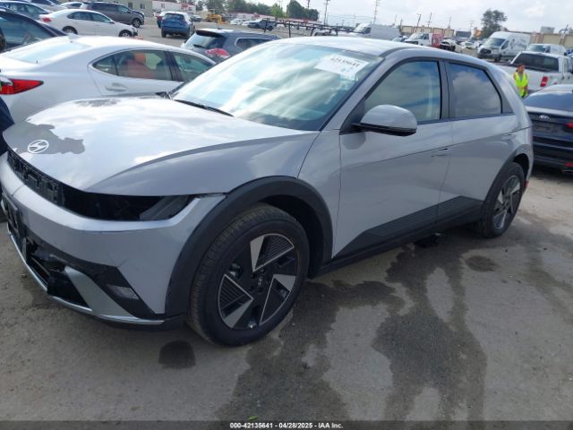 7YAKM4DA8SY002745 Hyundai IONIQ 5 SE