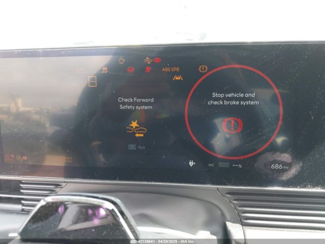 7YAKM4DA8SY002745 Hyundai IONIQ 5 SE