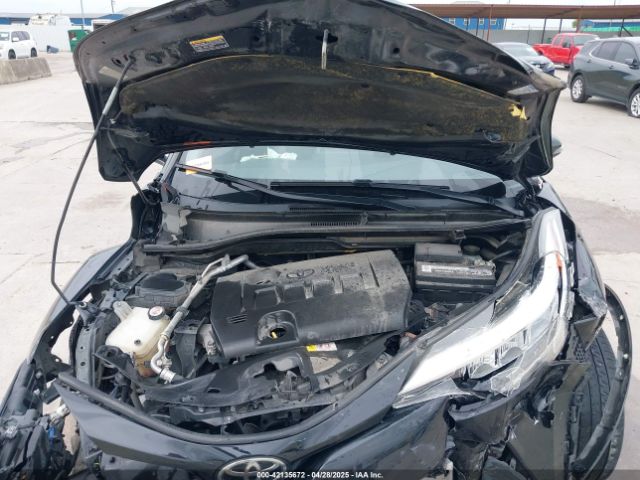 JTNKHMBX1L1074377 Toyota C-HR LE