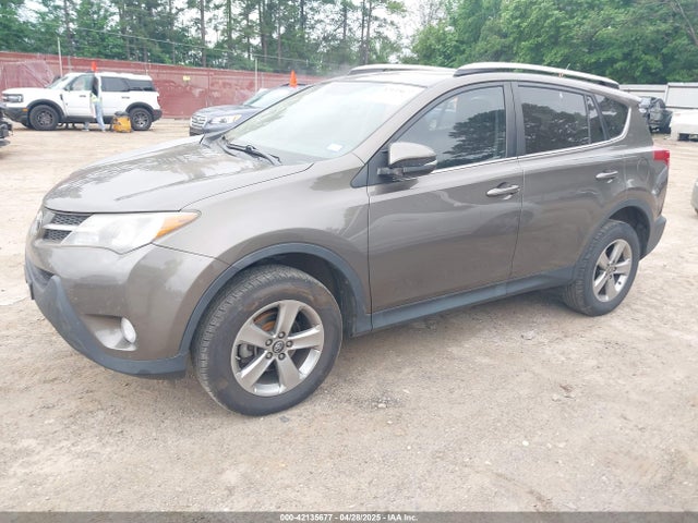 2T3WFREV2FW153016 Toyota Rav4 Xle