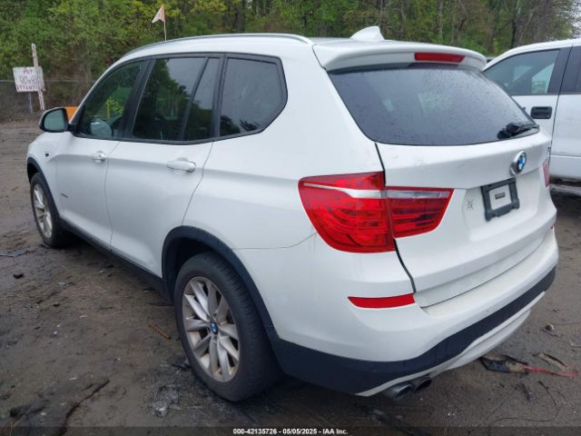 2016 BMW X3 5UXWX9C55G0D79221 Photo 2