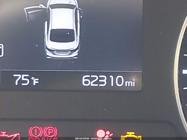 3KPF24AD6ME372761 KIA Forte Lxs