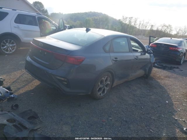 3KPF24AD6ME372761 KIA Forte Lxs