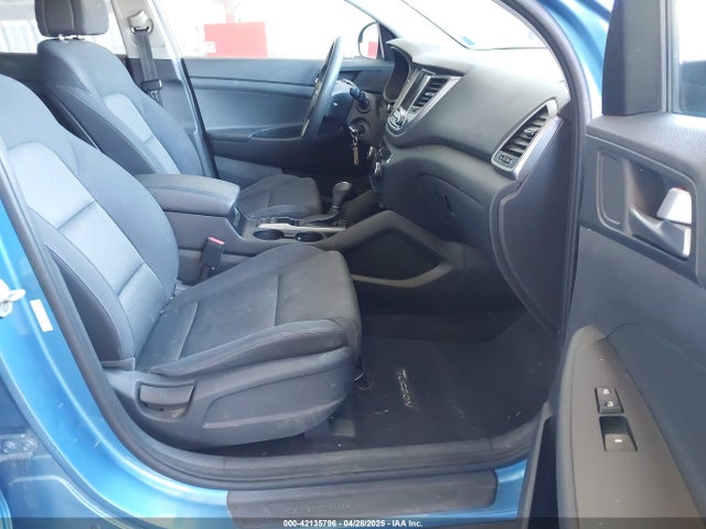 KM8J3CA4XJU738764 Hyundai TUCSON SEL