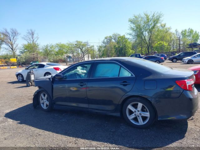 4T1BF1FK3EU367945 Toyota CAMRY SE