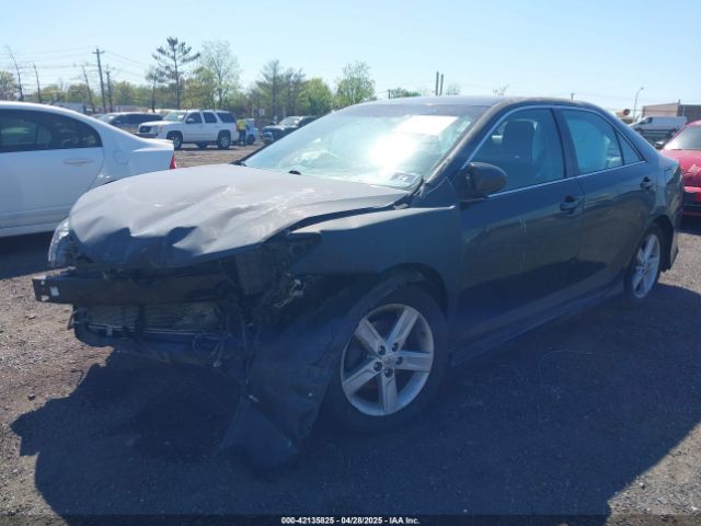 4T1BF1FK3EU367945 Toyota CAMRY SE