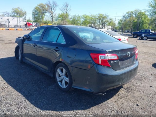 4T1BF1FK3EU367945 Toyota CAMRY SE