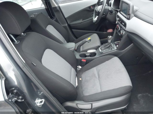 KM8K2CAAXMU707533 Hyundai Kona Sel
