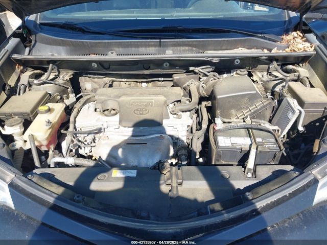 2T3JFREV8GW490513 Toyota RAV4 SE