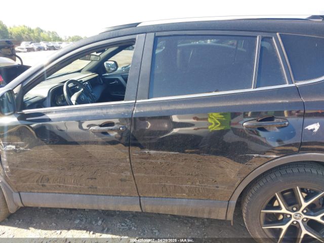 2T3JFREV8GW490513 Toyota RAV4 SE