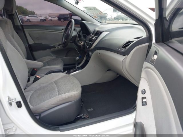 KMHCT4AE7GU047899 Hyundai ACCENT SE