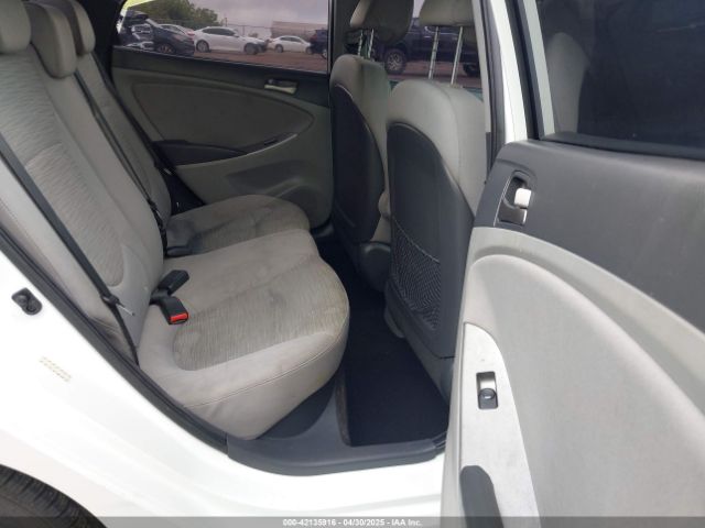KMHCT4AE7GU047899 Hyundai ACCENT SE