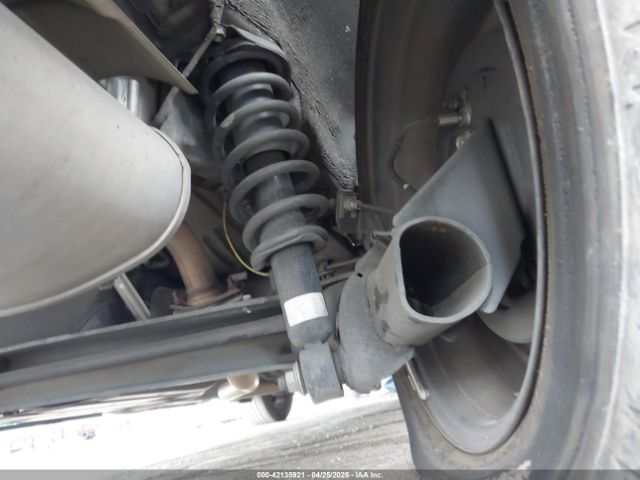 5YFBURHE2GP415600 Toyota COROLLA LE