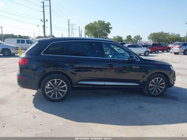 WA1VAAF7XJD010892 Audi Q7 3.0t Premium