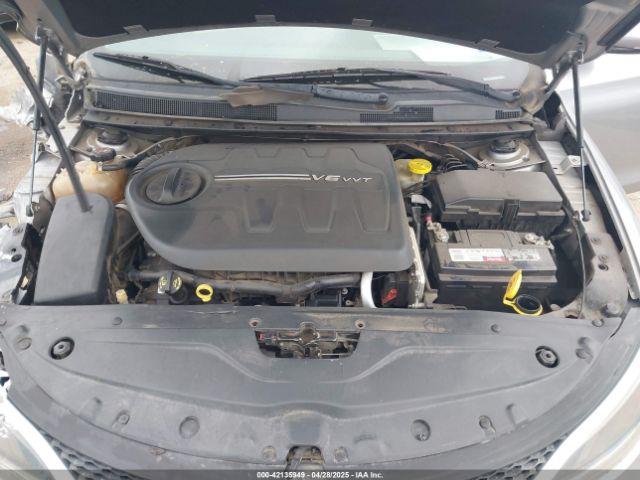 1C3CCCCG3FN510258 Chrysler 200 C