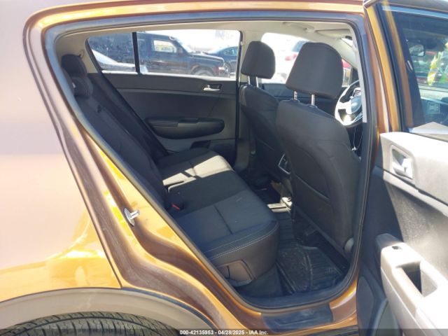 KNDPMCAC0L7630657 KIA Sportage Lx