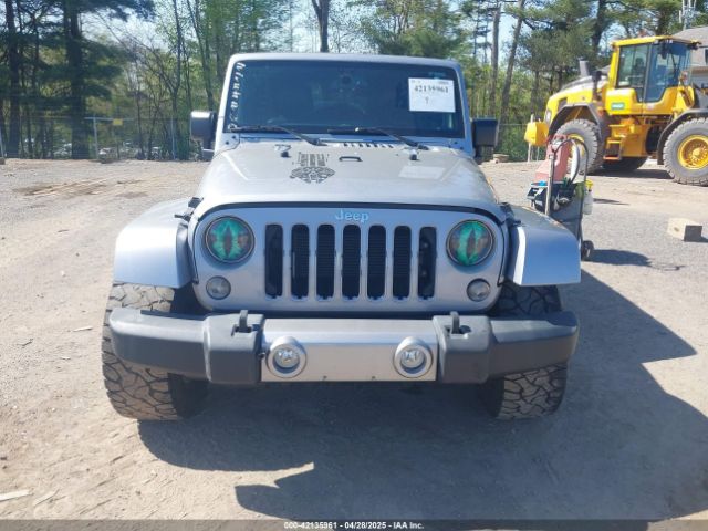 1C4BJWEG3JL864961 Jeep Wrangler Jk Unlimited Sahara
