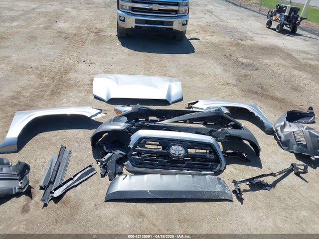 5TFSX5EN0HX048395 Toyota Tacoma Sr