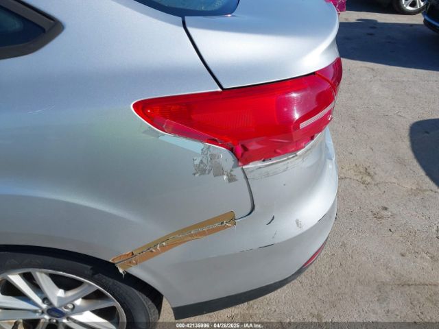 1FADP3F28GL389377 Ford FOCUS SE