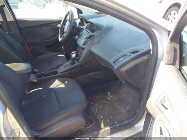 1FADP3F28GL389377 Ford FOCUS SE