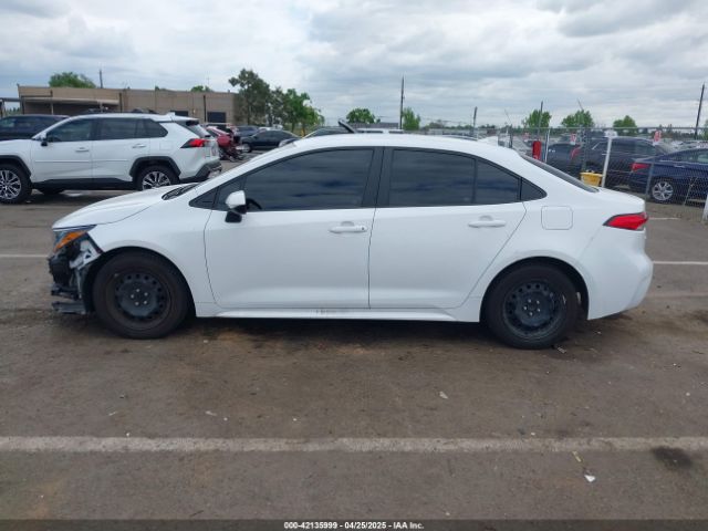 5YFB4MDE4PP055531 Toyota COROLLA LE