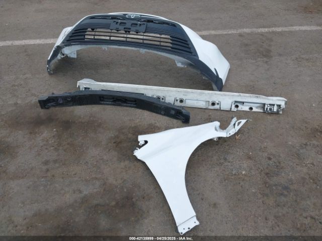 5YFB4MDE4PP055531 Toyota COROLLA LE