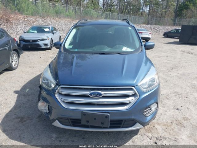 1FMCU9HD8JUB01872 Ford ESCAPE SEL